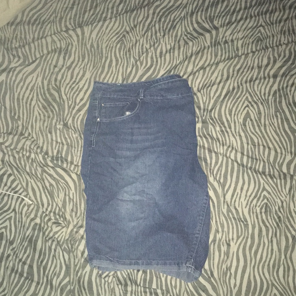 DGNY blue Jean shorts